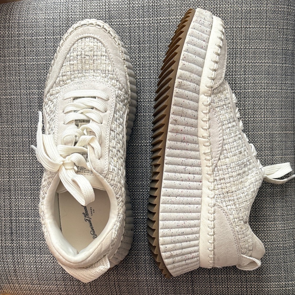 Vanessa Bruno Cream Textured Sneakers